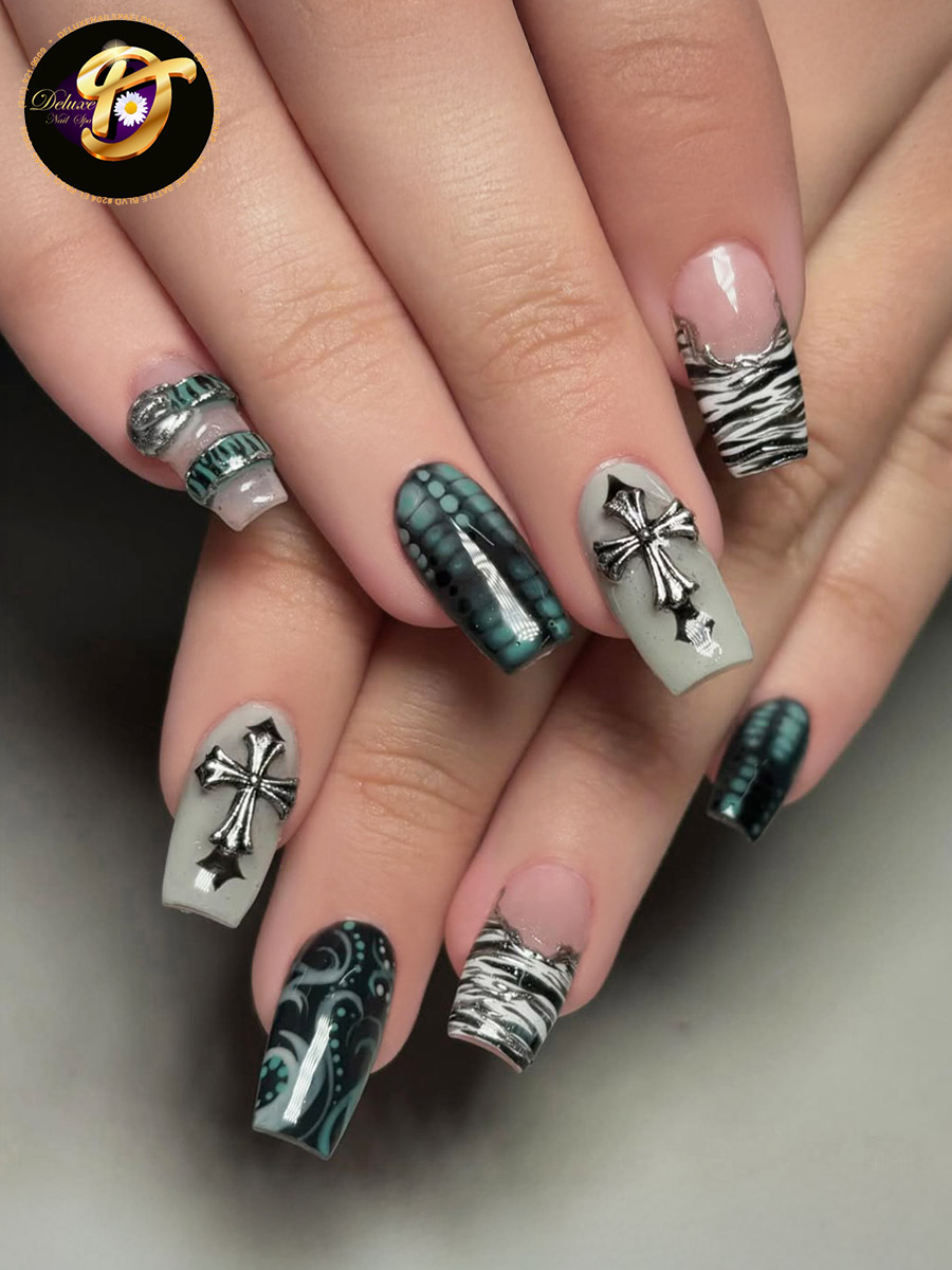 Deluxe Nail Spa 