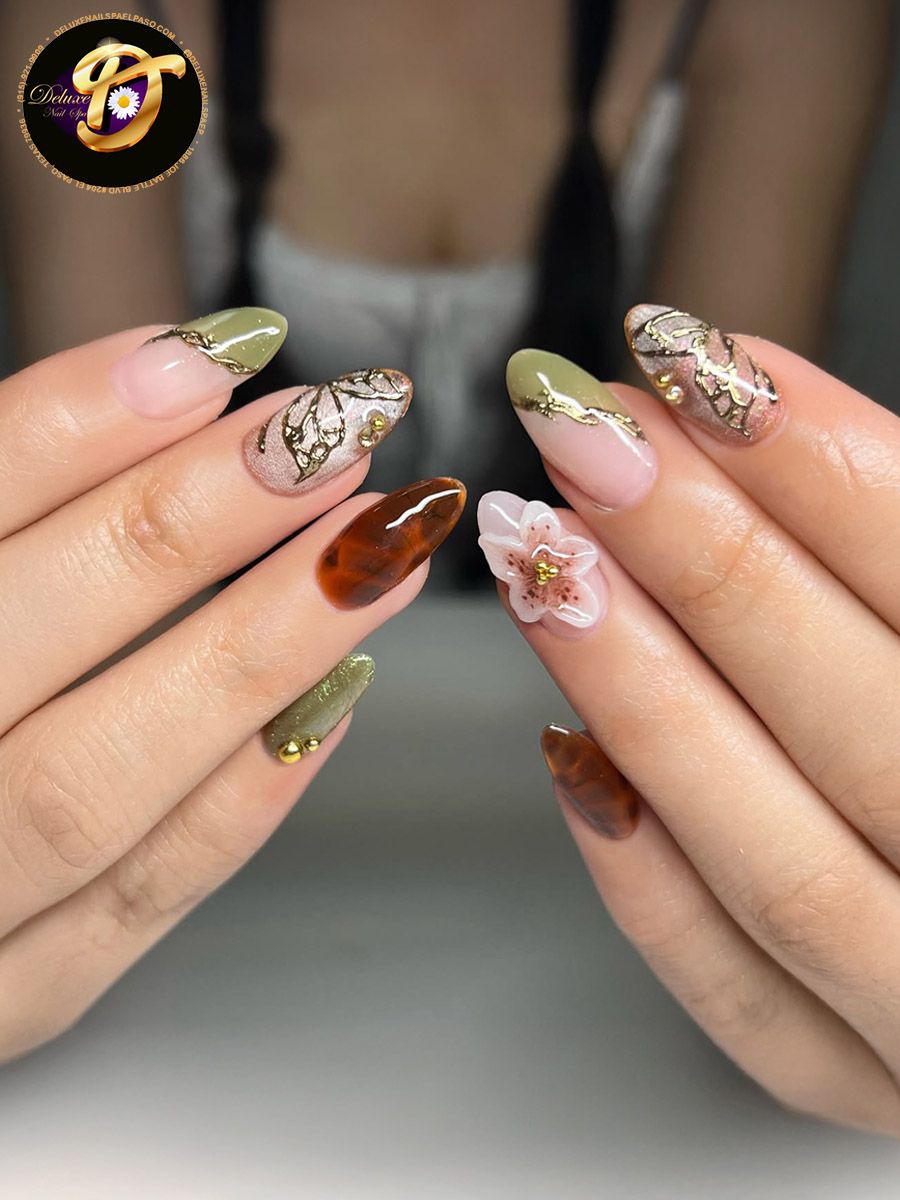 Deluxe Nail Spa 
